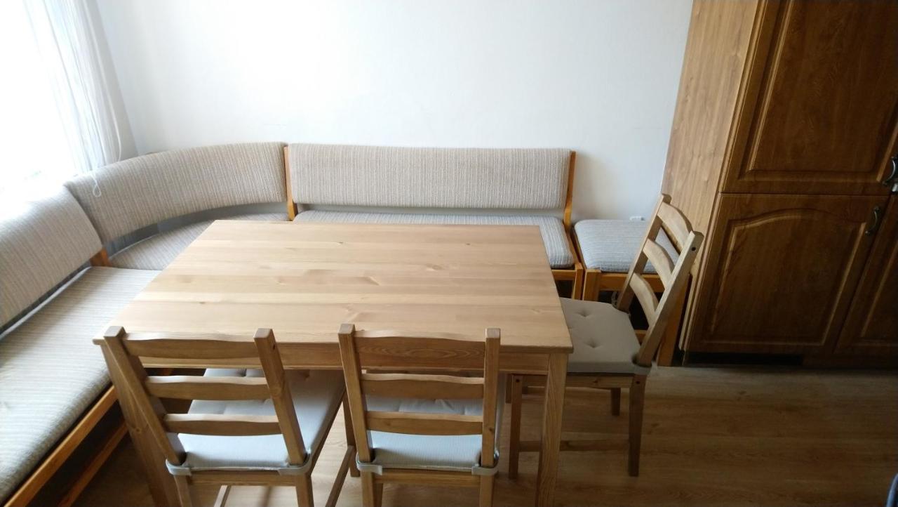 Ubytovani Na Spaciru Микулов Экстерьер фото
